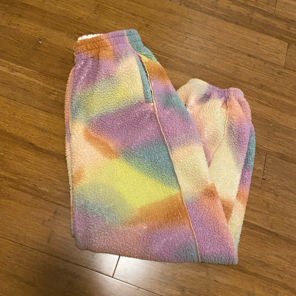 Urban outfitters size medium tie dye sherpa sweatpants
